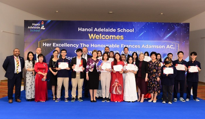 Thống đốc bang Nam Australia Frances Adamson AC thăm và làm việc tại Hà Nội, giao lưu với học sinh Trường Liên cấp H.A.S (Hanoi Adelaide School). (Nguồn: VUFO.org)