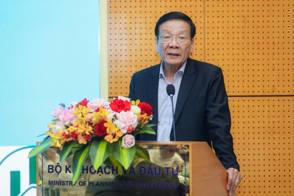 (Dr. Nguyen Anh Tuan, Editorial Director of Investor Magazine/Nhadautu.vn, Permanent Vice Chairman of VAFIE