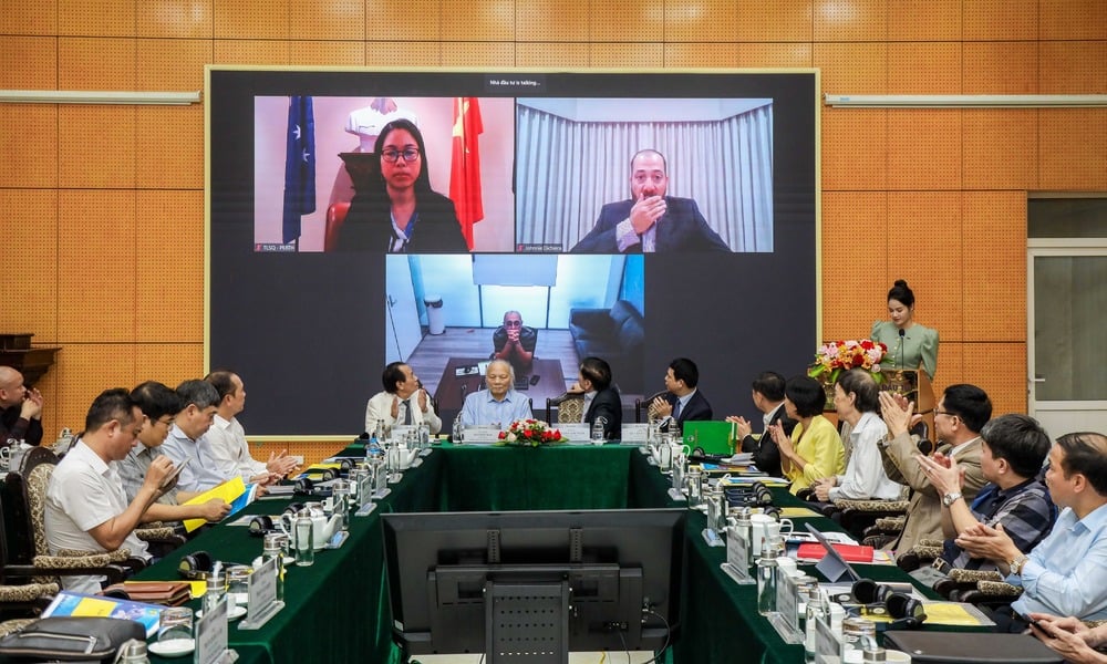 The seminar is connected between Vietnam and Northern Territory, in the form of face-to-face and online